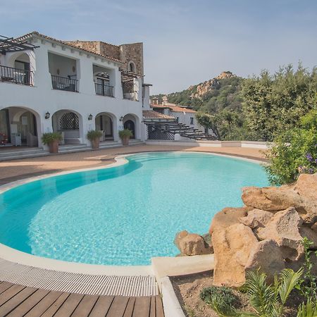 Aparthotel Il Giardino Degli Oleandri Liscia di Vacca Exteriér fotografie