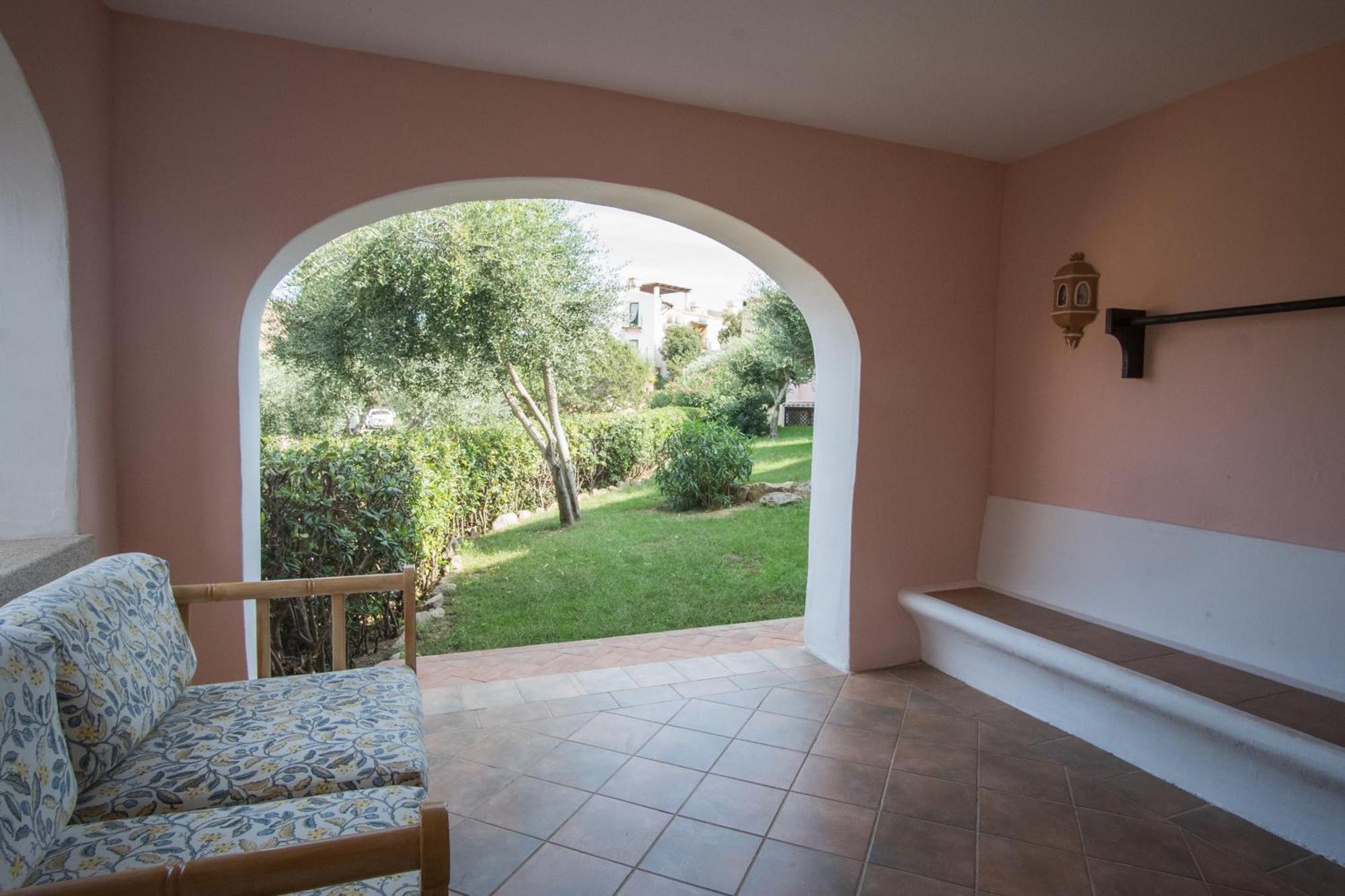 Aparthotel Il Giardino Degli Oleandri Liscia di Vacca Exteriér fotografie